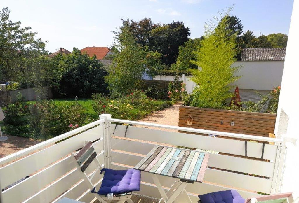 Ferienwohnungen Halbturn Exterior foto